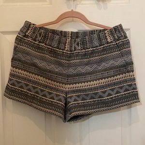 J. Crew Jacquard Aztec Pull On Shorts - sz 10